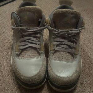 grey women’s 7-7.5 or kids 6.5